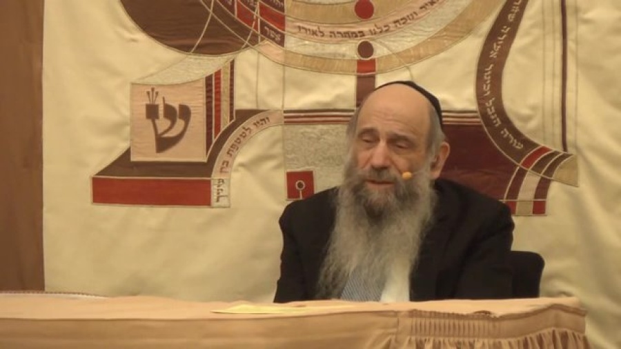 Can a Casket be Brought into a Shul? - Ask the Rabbi Live with Rabbi Mintz