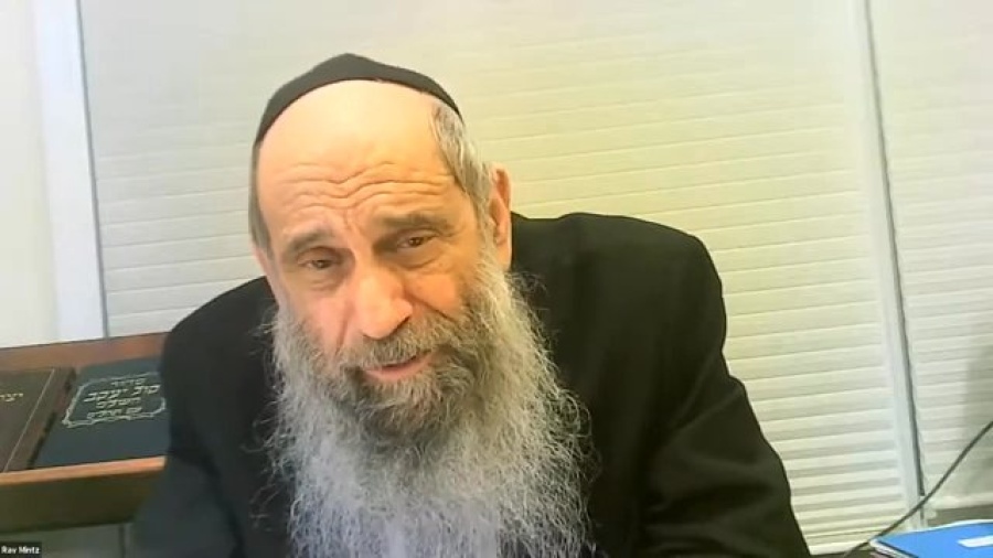 Judge favorably or give rebuke? | Ask the Rabbi Live with Rabbi Chaim Mintz