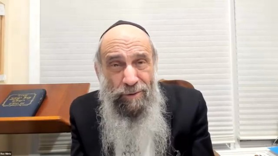 Which name do we mean in Baruch Shem? | Ask the Rabbi Live with Rabbi Chaim Mintz