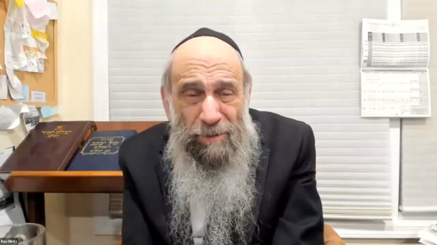 Rabbi, I love to pray but I'm losing my concentration! | Ask the Rabbi Live with Rabbi Chaim Mintz