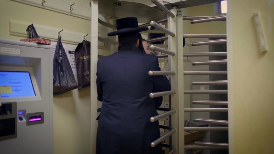 Motty Ilowitz - Yiddishe Taavos (Video) | מאטי אילאוויטש – אידישע תאוות