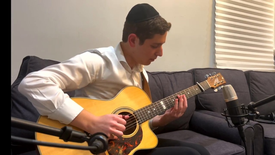 Esah Einai (R' Shlomo Carlebach) - Fingerstyle arrangement by Ari Ettinger