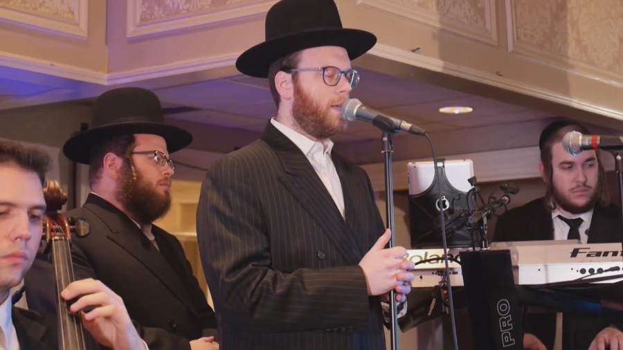 Amazing Mi Adir performed by Yumi Lowy, Freilach, Shira