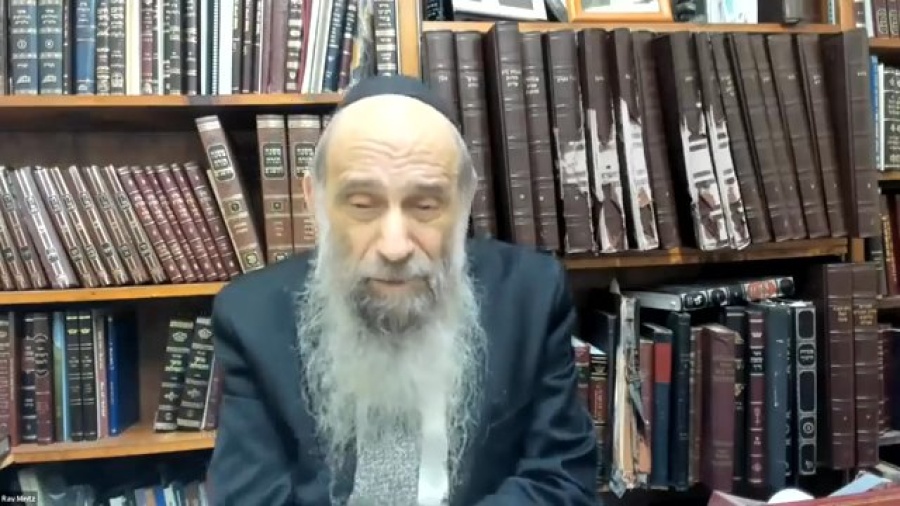 I can't fast on Yom Kippur, how much should I eat? | Ask the Rabbi Live with Rabbi Chaim Mintz