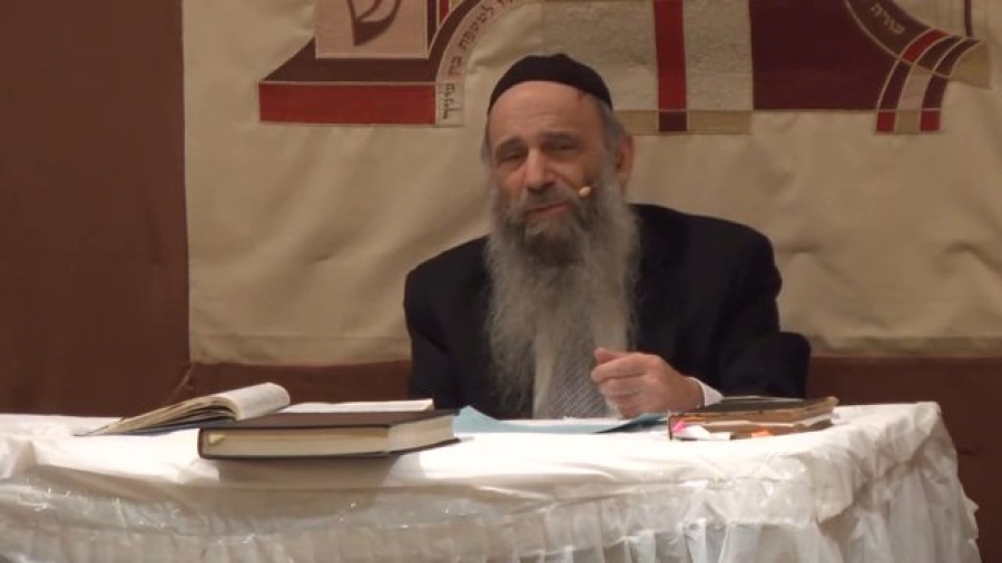 Do You Need to Move to Israel for the Messiah? - Ask the Rabbi Live with Rabbi Mintz