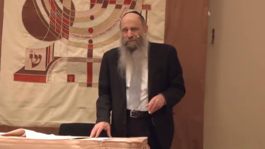 "Gebroks" on Passover - What's it all about? - Ask the Rabbi Live with Rabbi Mintz