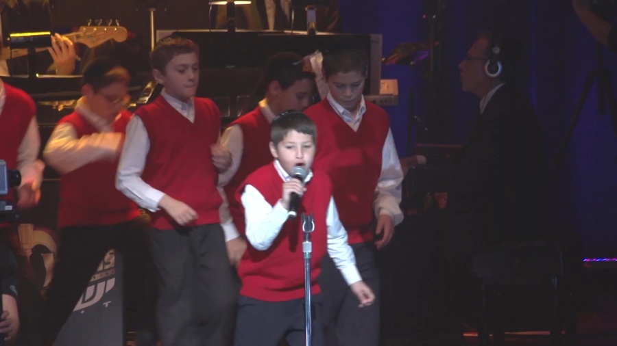 The Yeshiva Boys Choir - "ADIR" LIVE!