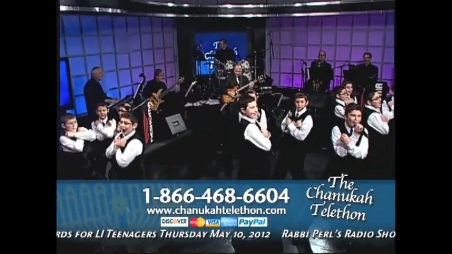 New York Boys Choir Sings Ma'aminim @ Chabad Telethon 2011