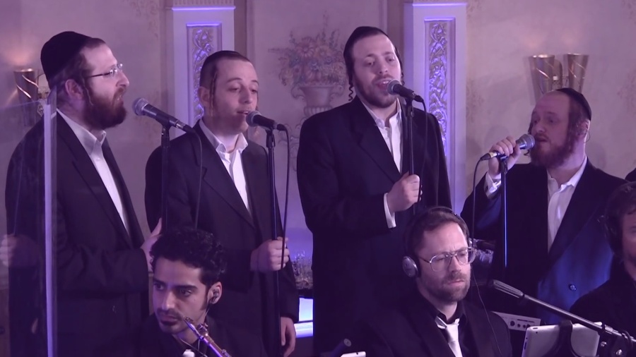 Freilach feat. Shloime Daskal & Zemiros Group - "Golus Mitzrayim"