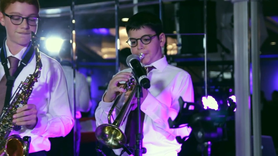 A Rocking Music Set!