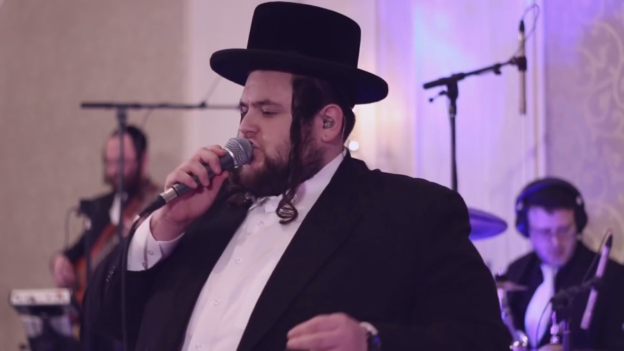 Freilach feat. Shmueli Ungar & Shira – Moshe Rabeinu