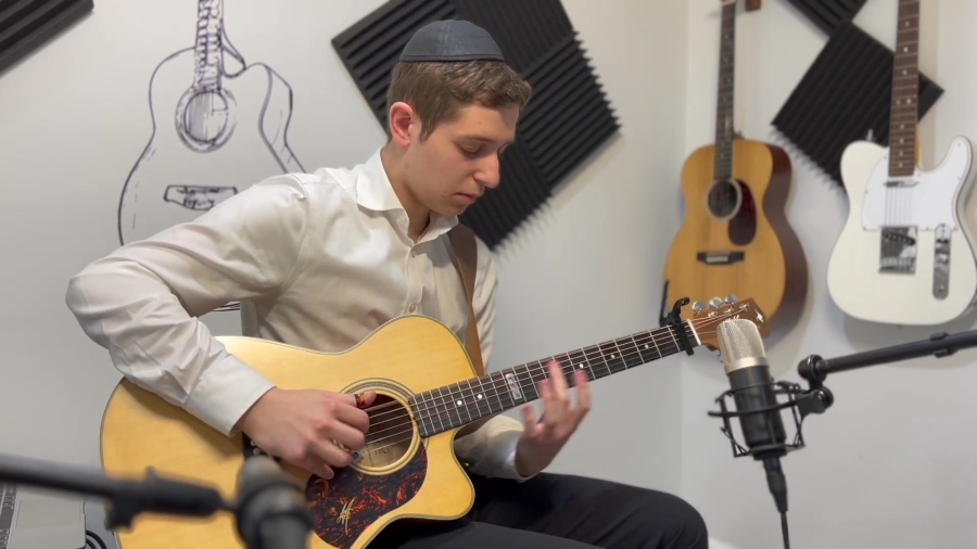 Abba (Avraham Fried) Fingerstyle Guitar arrangement by Ari Ettinger