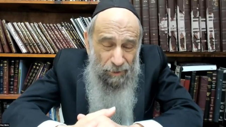 G-d knows what He's doing so why do we pray? | Ask the Rabbi Live with Rabbi Chaim Mintz