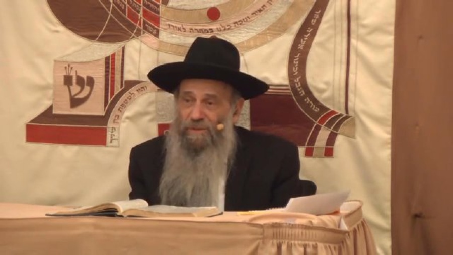 "The Messianic Era" - Am I Worthy? - ask the Rabbi Live with Rabbi Mintz