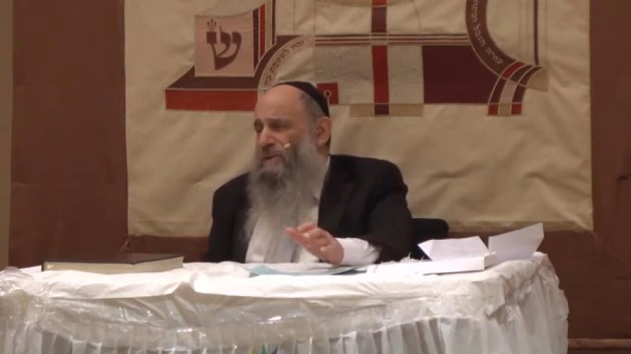 Free Choice, or G-d's World? - Ask the Rabbi Live with Rabbi Mintz