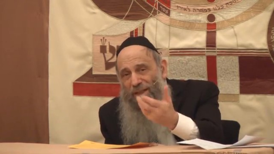 Be Religious Without Stepping on People's Toes? - Ask the Rabbi Live with Rabbi Mintz