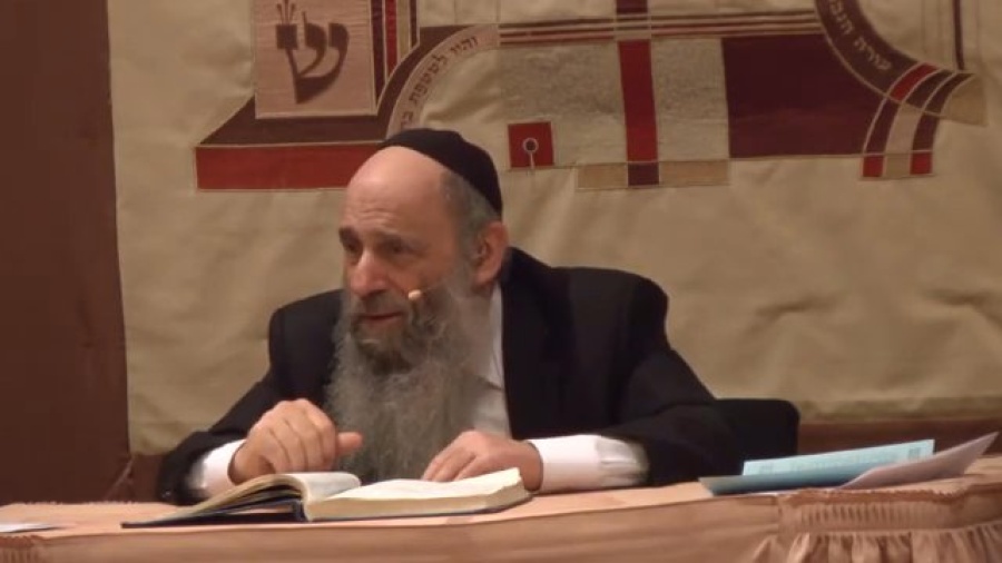 "Hagbaah" - Why do We Lift the Torah? - Ask the Rabbi Live with Rabbi Mintz