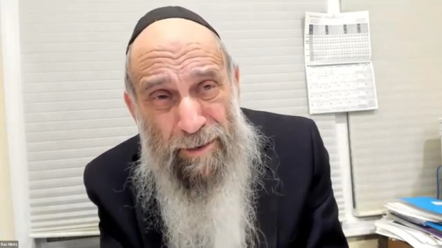 Does it matter if an animal ate something non-kosher| Ask the Rabbi Live with Rabbi Chaim Mintz