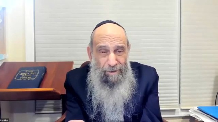 Why didn't Devorah keep a low profile like other women? | Ask the Rabbi Live with Rabbi Chaim Mintz