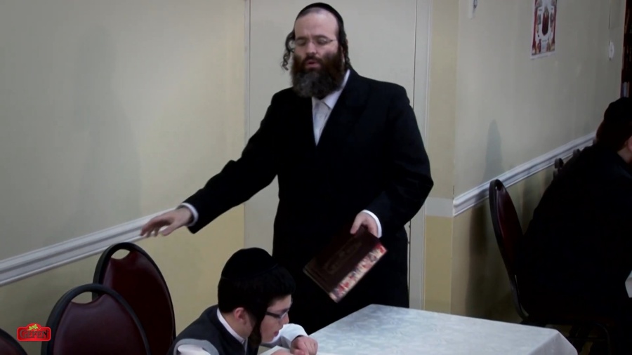 KAPAYIM - Daily Support For Families Coping With Illness - Shlomie Taussig & Yitzy Rosinger