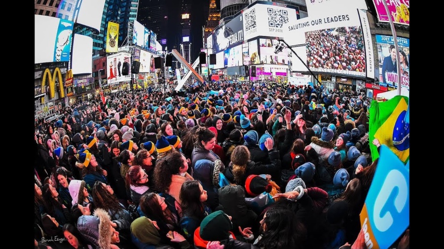 Shwekey Live @Times Square NYC 2019