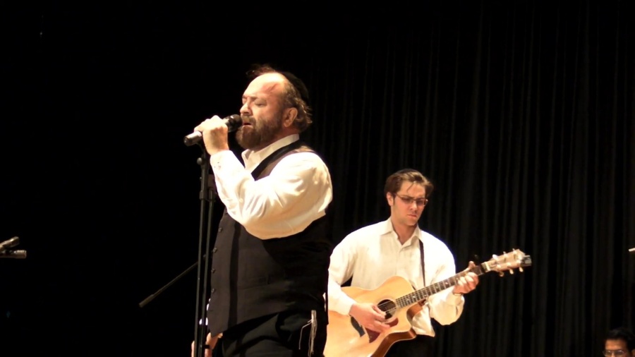 Yehuda Green Motzei Shabbos Chanukah Part 1