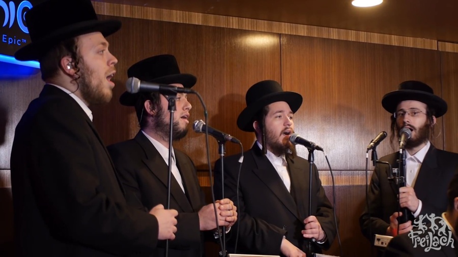 Meheira ft. Freilach Band, Benny Friedman & Meshorerim Choir