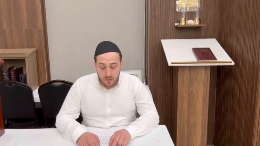 The mitzvah of carrying the Aron part