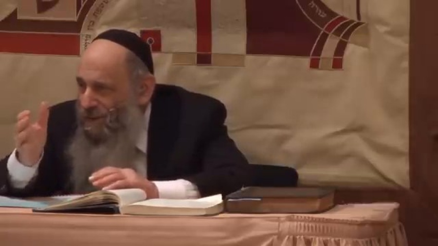 Jews and Muslims - What do They Have in Common? - Ask the Rabbi Live with Rabbi Mintz