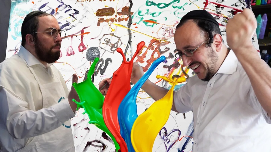 Surprising Lipa Schmeltzer With Art | Unofficial Art Tour (English subtitles)