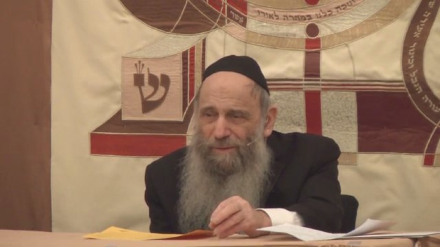 "Names of Yitro" - Why was the Name Yitro Chosen? - Ask the Rabbi Live with Rabbi Mintz