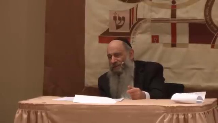 "Mishloach Manos Money"? - Ask the Rabbi Live with Rabbi Mintz