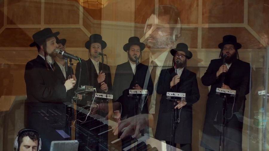 "א ישוע׳לע" לוי פולקוביץ ומקהלת שירה ‏| Blue Melody ft. Levy Falkowitz & Shira Choir