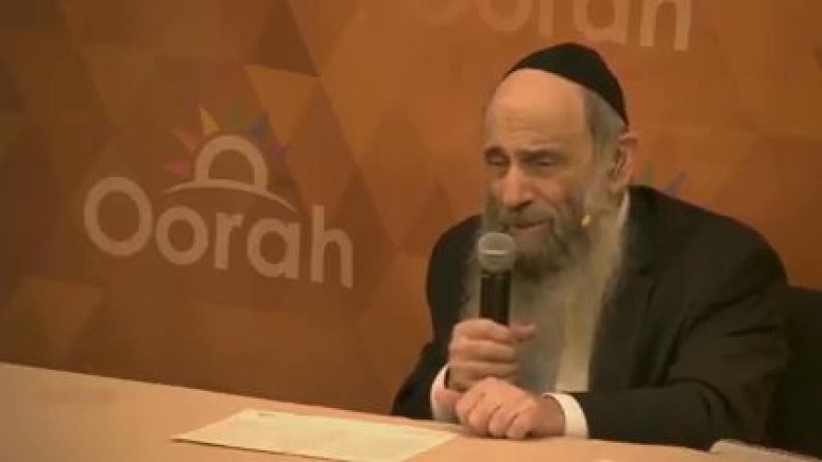 Whats Wrong with Makeup, I Just Want to Look My Best?- Ask the Rabbi Live with Rabbi Mintz