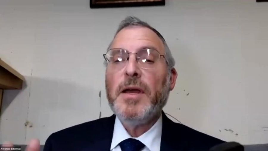 Why do we eat matzah on the 14th of Iyar, not the 15th? | Ask the Rabbi Live with Rabbi Chaim Mintz