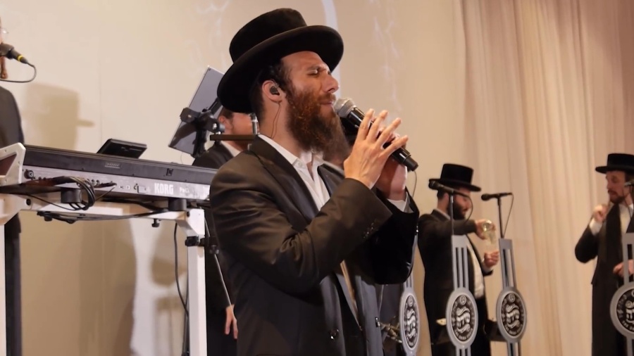 Chasidishe Tantz, Beri Weber, @aberkoproductions1765 @theshirachoir Avrumi Balti | ריקוד חסידי