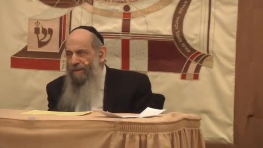 Israel is much Smaller than Promised? - Ask the Rabbi Live with Rabbi Mintz