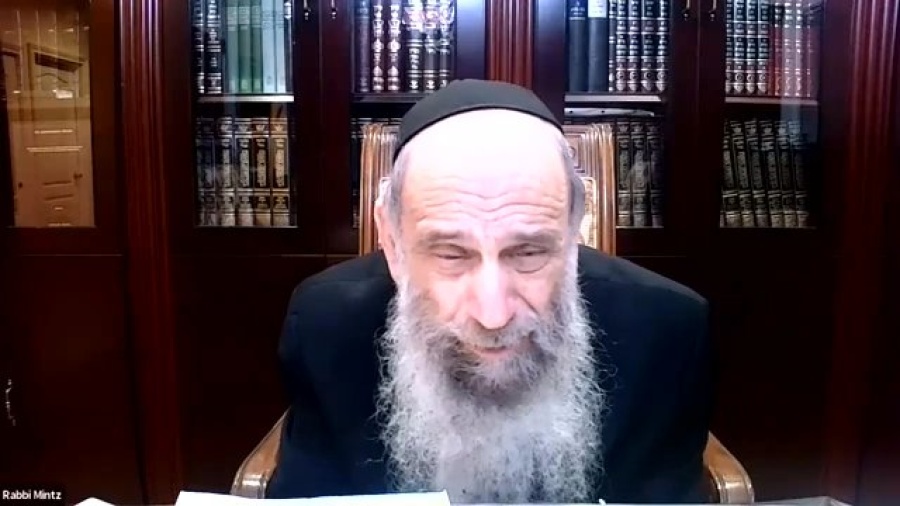 Why do Jews shave their beards while the Amish don't? | Ask the Rabbi Live with Rabbi Chaim Mintz