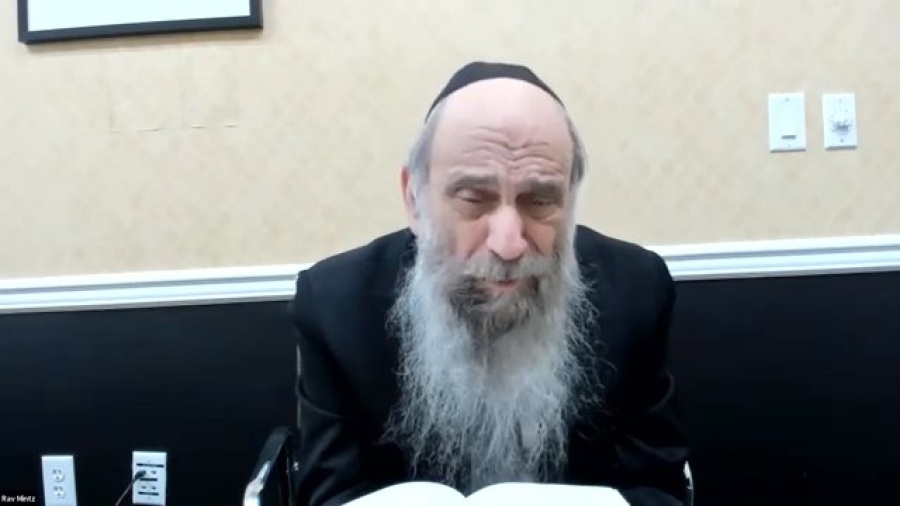 What kind of rabbi should I listen to? | Ask the Rabbi Live with Rabbi Chaim Mintz