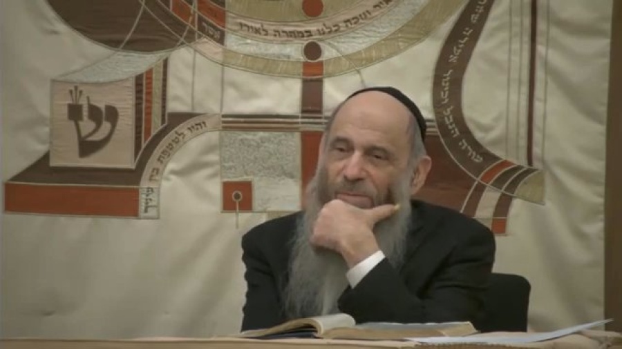 "Fear of Washing" - Is That Reasonable?- Ask the Rabbi Live with Rabbi Mintz