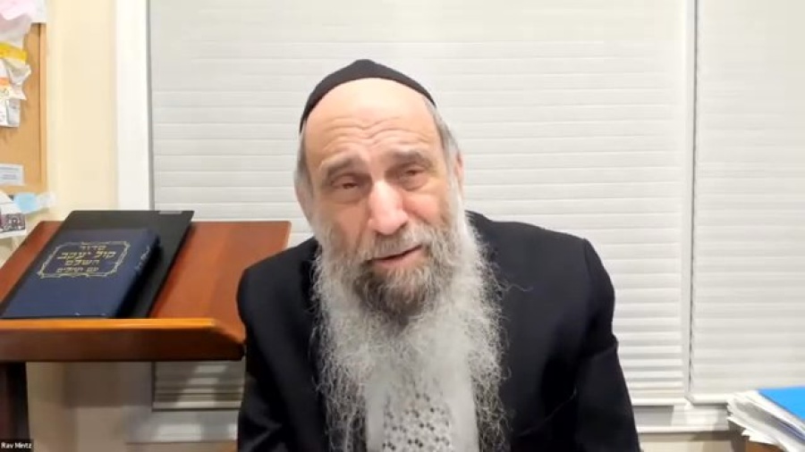 Why is Shabbos observance like a meal-offering on a pan? | Ask the Rabbi Live with Rabbi Chaim Mintz