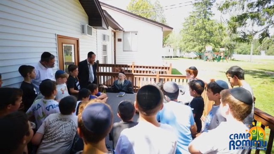 Camp Romimu Davening and Learning