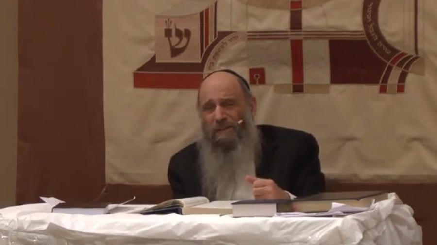 Why Was Mount Sinai Gloomy? - Ask The Rabbi Live with Rabbi Mintz