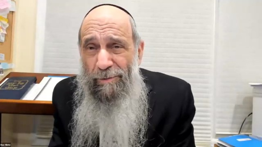 Can cremated ashes be buried in a Jewish cemetery? | Ask the Rabbi Live with Rabbi Chaim Mintz