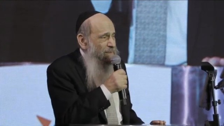 Why Are Wigs More Modest Than Our Own Hair- Ask the Rabbi Live with Rabbi Mintz