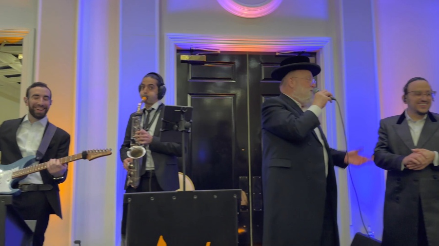 Michoel Schnitzler Rocking The bal Shem Tov Song