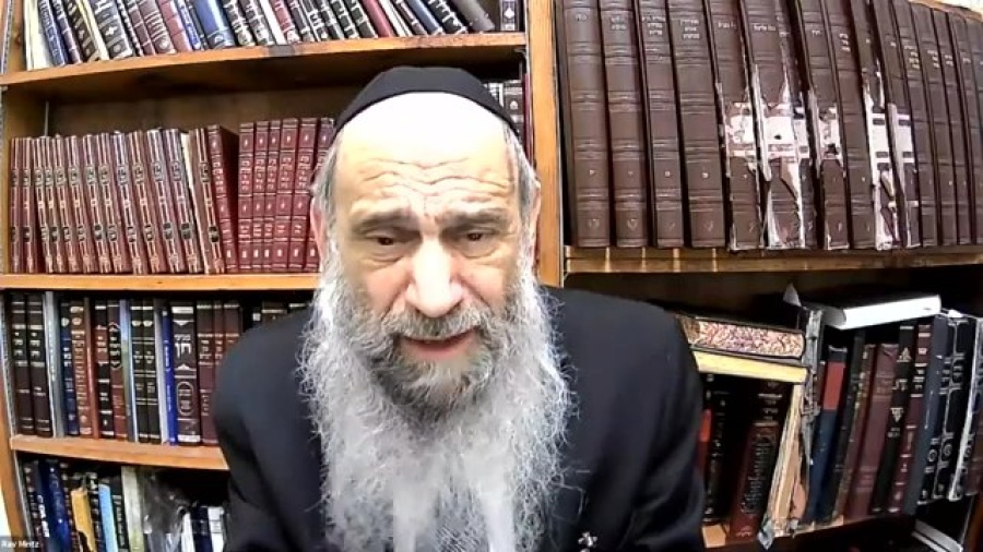 Why do I have to go to shul to learn? | Ask the Rabbi Live with Rabbi Chaim Mintz